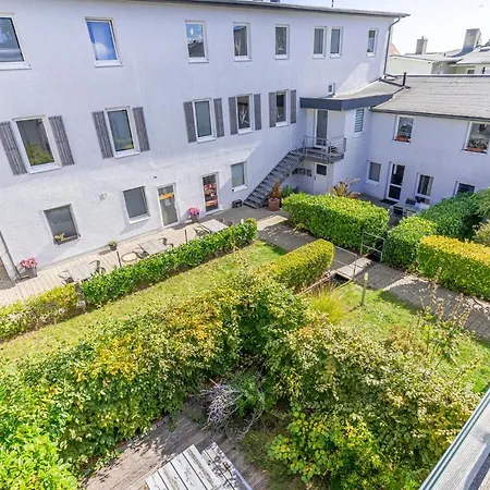 - 2 Im Appartementhaus Hafenriff Sassnitz